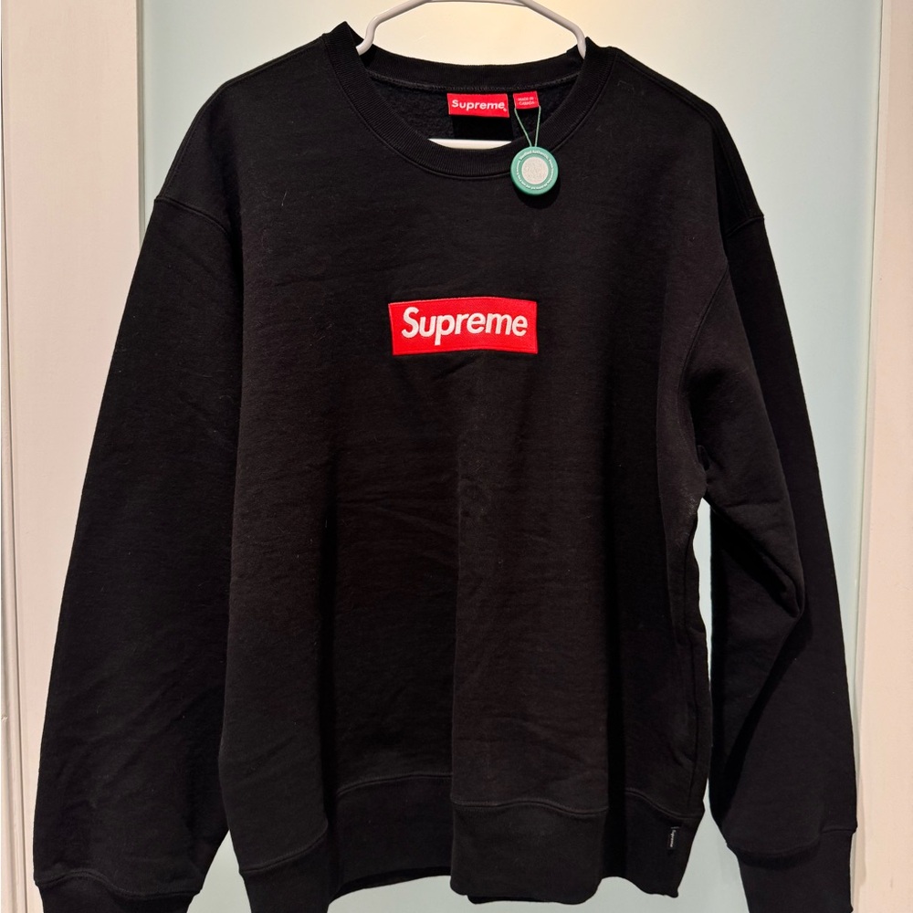 Supreme Black Crewneck Sweater